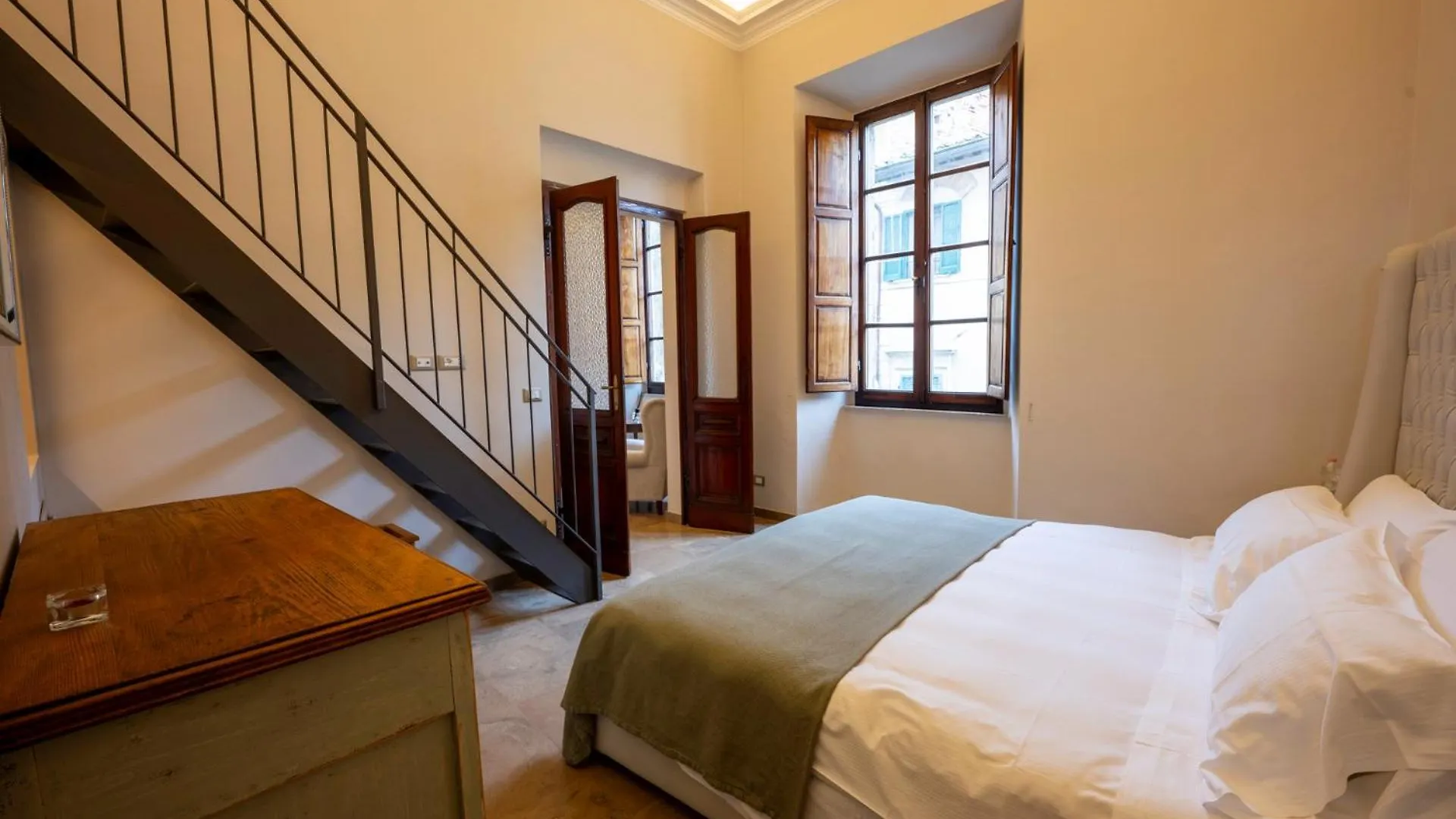 Tuscan Palace - Venturi Montepulciano Stazione 0*,  İtalya